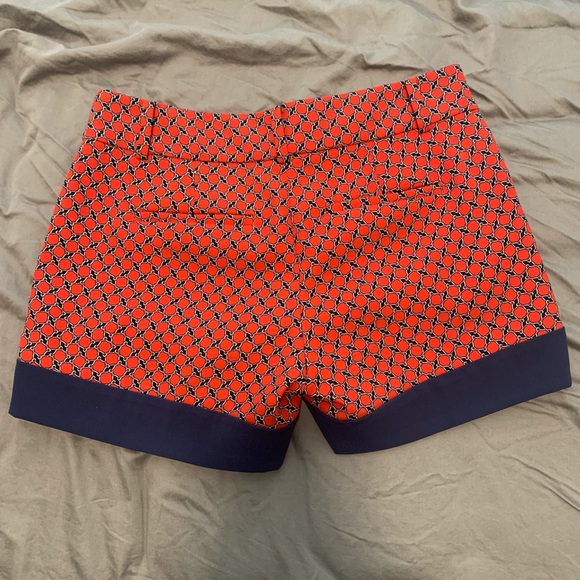 Ann Taylor red, white, and navy blue nautical print shorts, size 0P - Picture 2 of 4